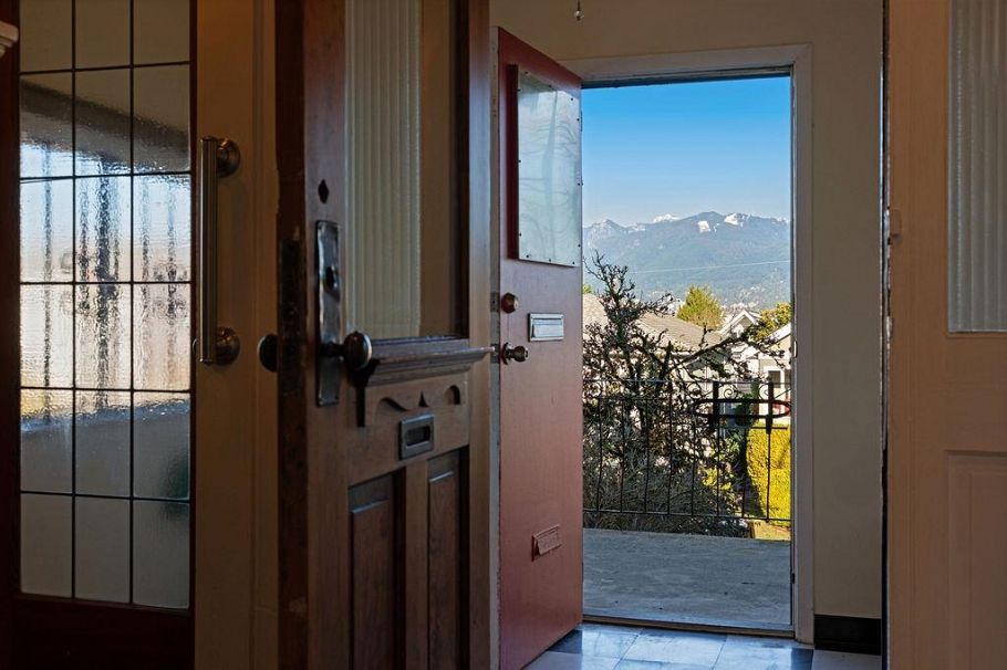 2130 Parker Street Vancouver, BC - 4