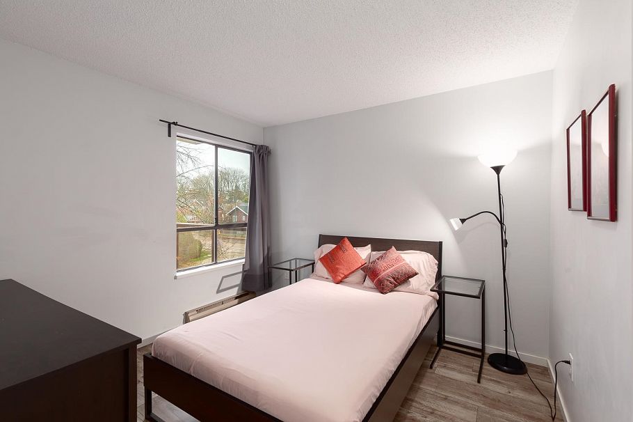 306 1775 W 10th Avenue Vancouver, BC - 13