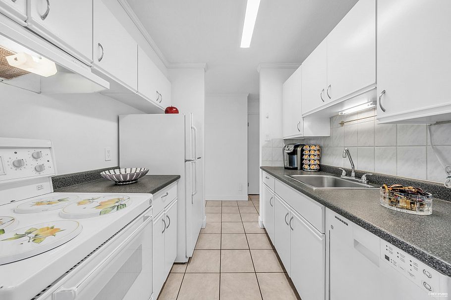 1812 2016 Fullerton Avenue North Vancouver, BC - 11