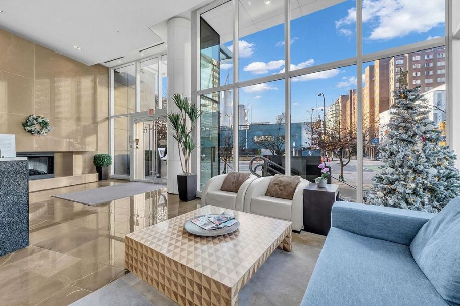 909 161 W Georgia Street Vancouver, BC - 22