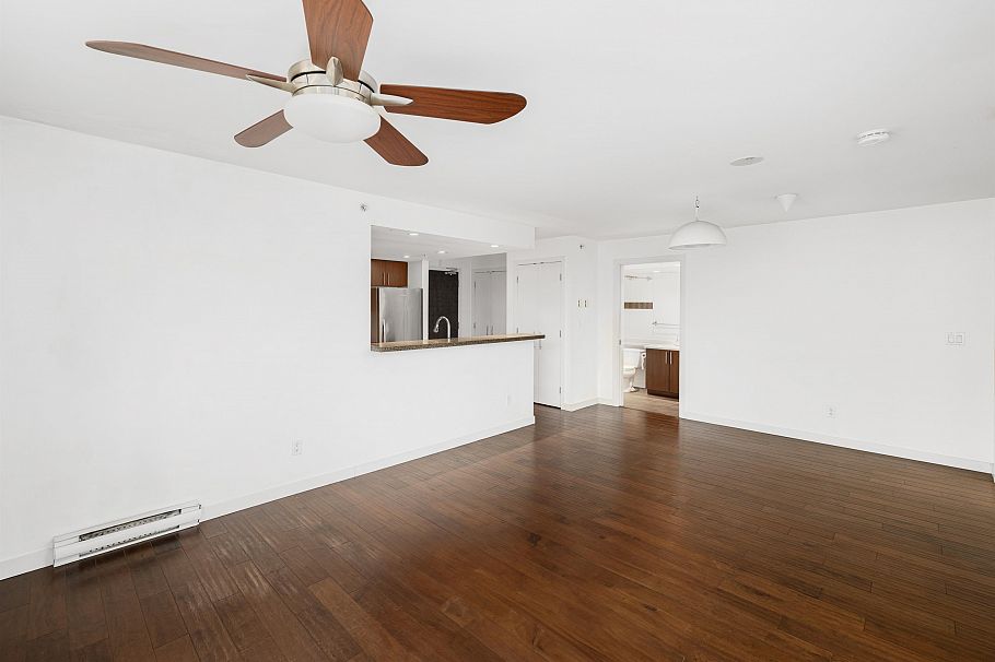 503 125 Milross Avenue Vancouver, BC - 11