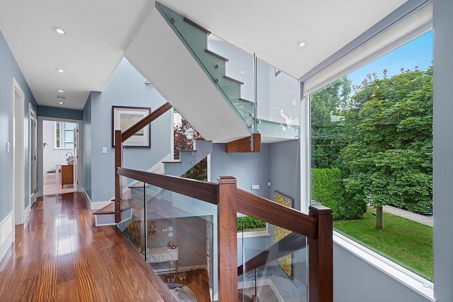 2005 Larson Road North Vancouver, BC - 12