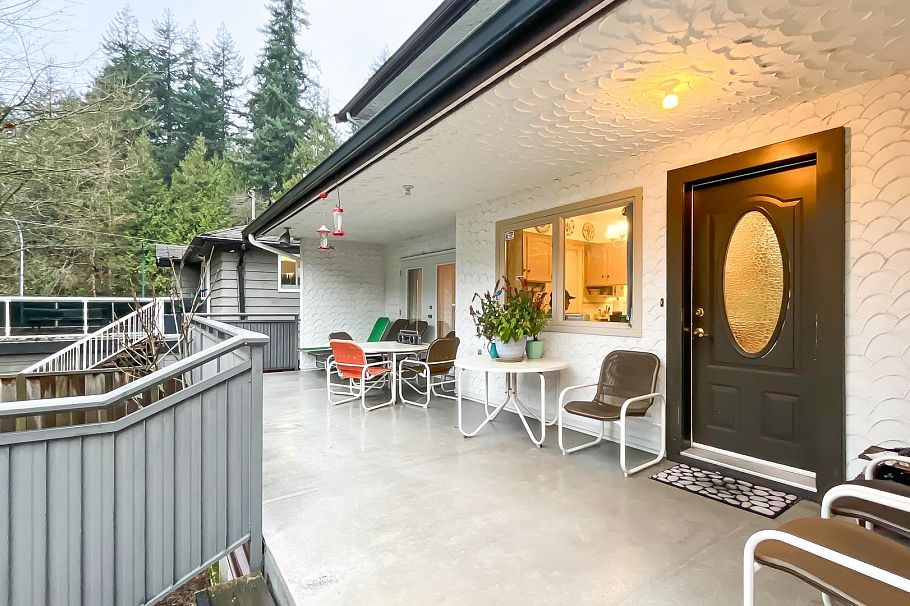 4680 W 15th Avenue Vancouver, BC - 21