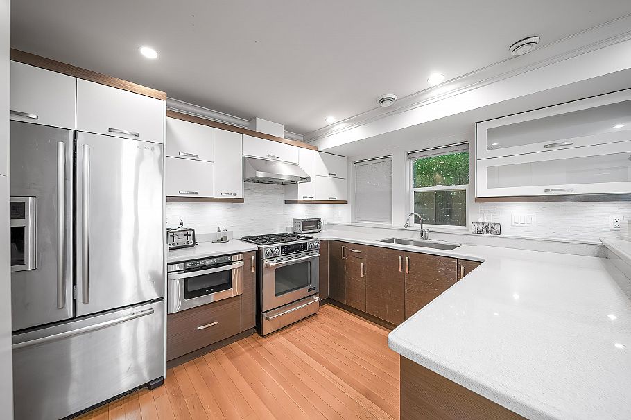 2388 Macdonald Street Vancouver, BC - 12