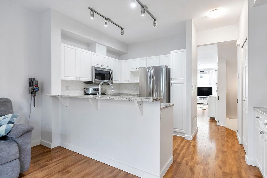 8533 Aquitania Place Vancouver, BC - 4