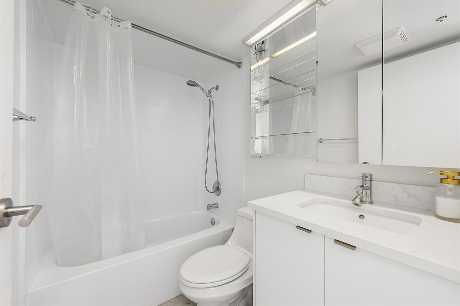 1401 811 Helmcken Street Vancouver, BC - 10