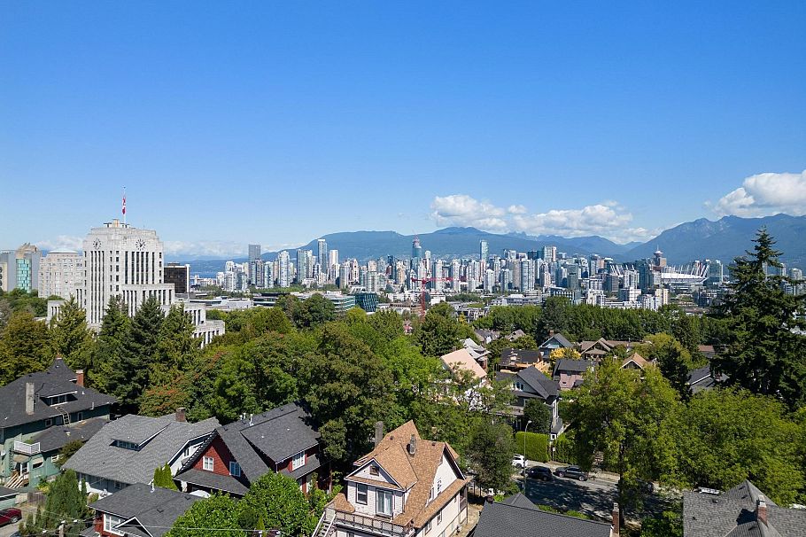 324 W 12th Avenue Vancouver, BC - 11
