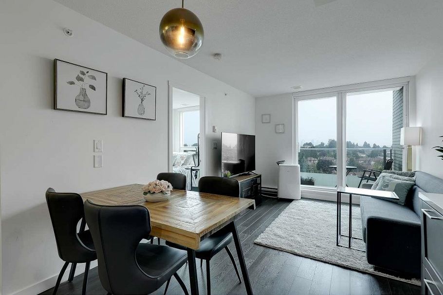 1206 5470 Ormidale Street Vancouver, BC - 1