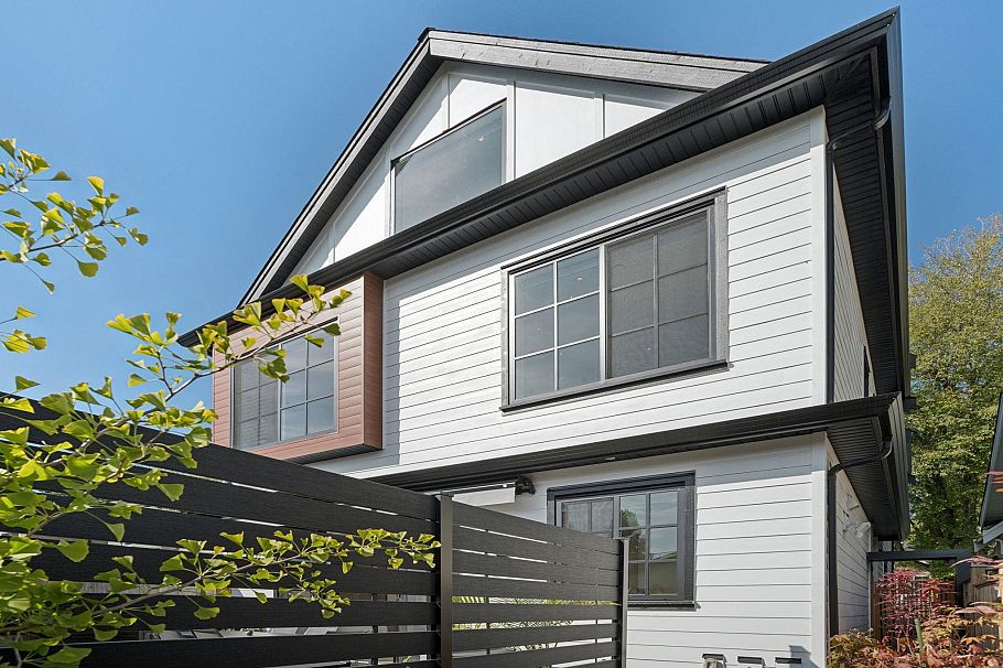 3634 W 29 Avenue Vancouver, BC - 36