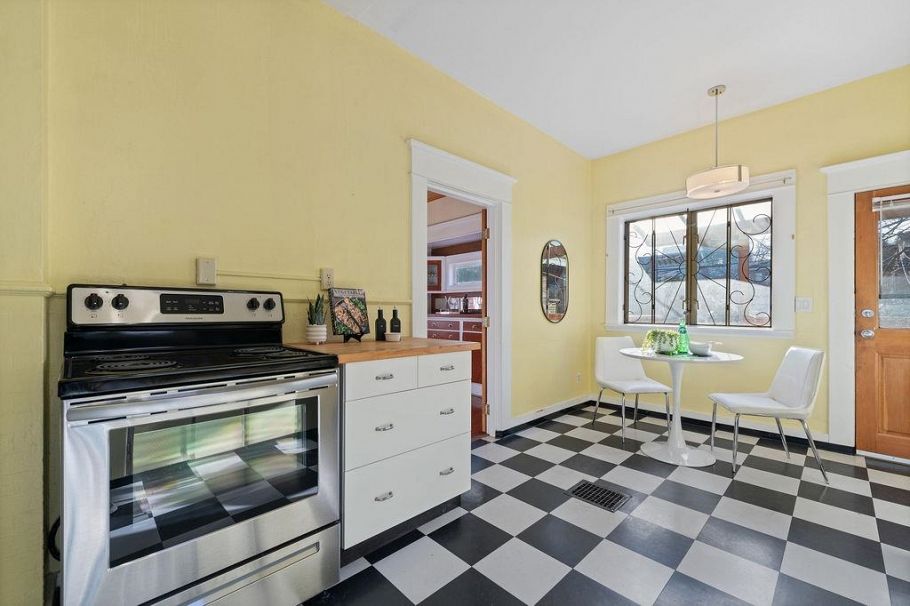 2130 Parker Street Vancouver, BC - 20