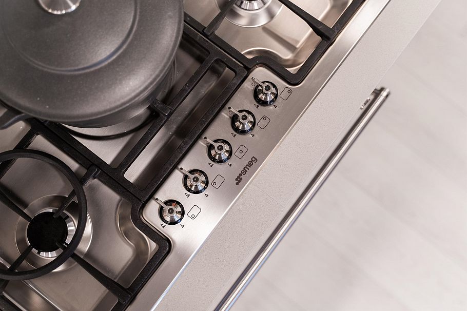 203 2419 Grant Street Vancouver, BC - 10