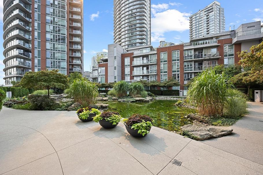 2806 688 Abbott Street Vancouver, BC - 25