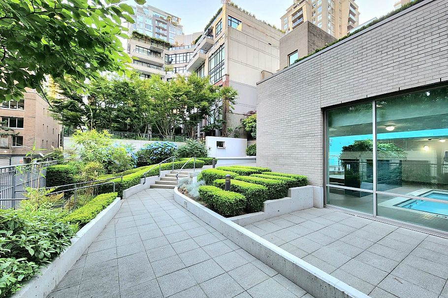 928 RICHARDS STREET, Vancouver BC V6B 3C1 Vancouver, BC - 12