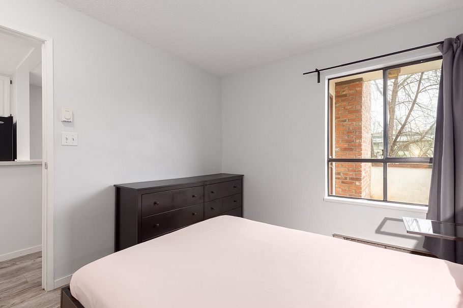 306 1775 W 10th Avenue Vancouver, BC - 14