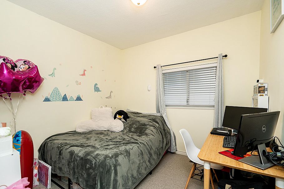 156 E 53rd Avenue Vancouver, BC - 6