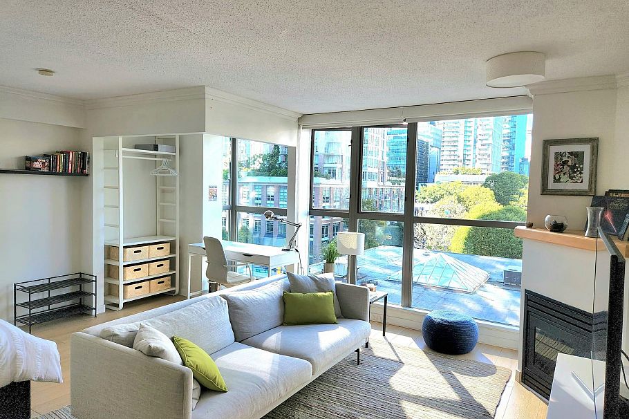 928 RICHARDS STREET, Vancouver BC V6B 3C1 Vancouver, BC - 2