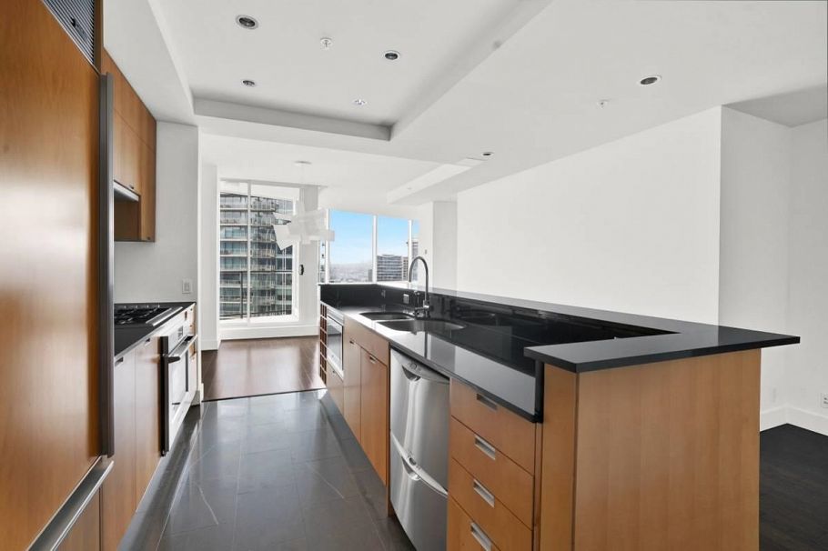 310X 1077 W CORDOVA STREET, Vancouver BC V6C 0B9 Vancouver, BC - 5