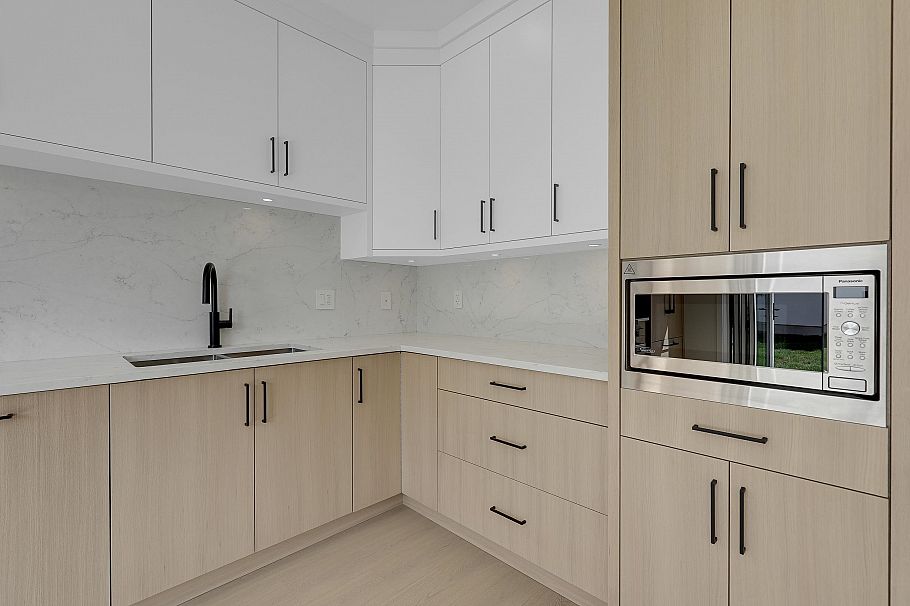 2 3695 E 26 Avenue Vancouver, BC - 18