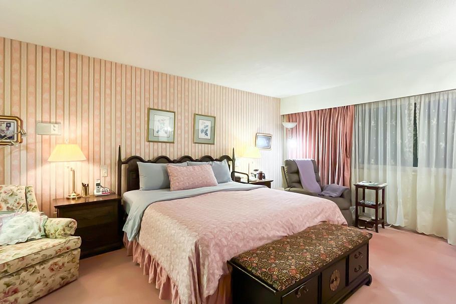 4680 W 15th Avenue Vancouver, BC - 25