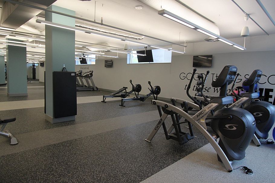 1609 125 E 14th Street North Vancouver, BC - 22