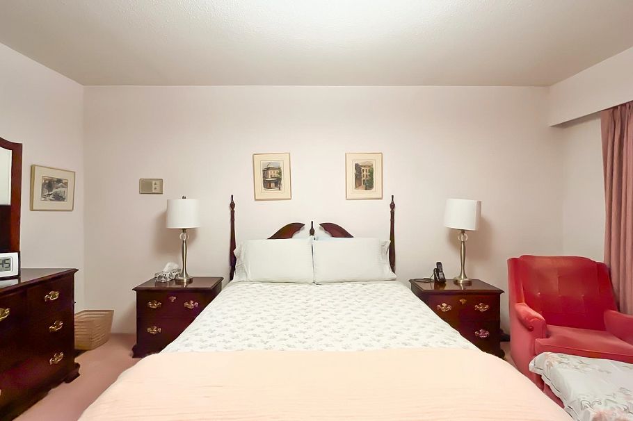 4680 W 15th Avenue Vancouver, BC - 33