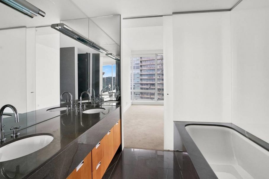 310X 1077 W CORDOVA STREET, Vancouver BC V6C 0B9 Vancouver, BC - 10