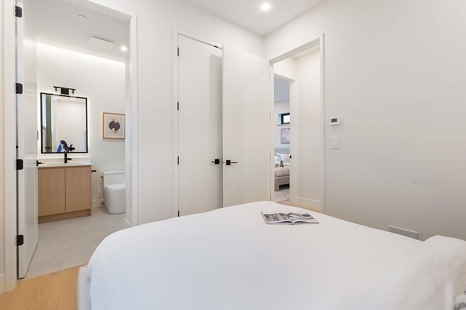 2 448 W 20th Avenue Vancouver, BC - 35