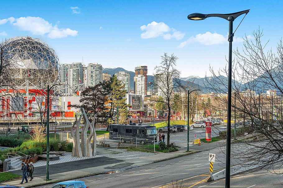 306 1618 Quebec Street Vancouver, BC - 21