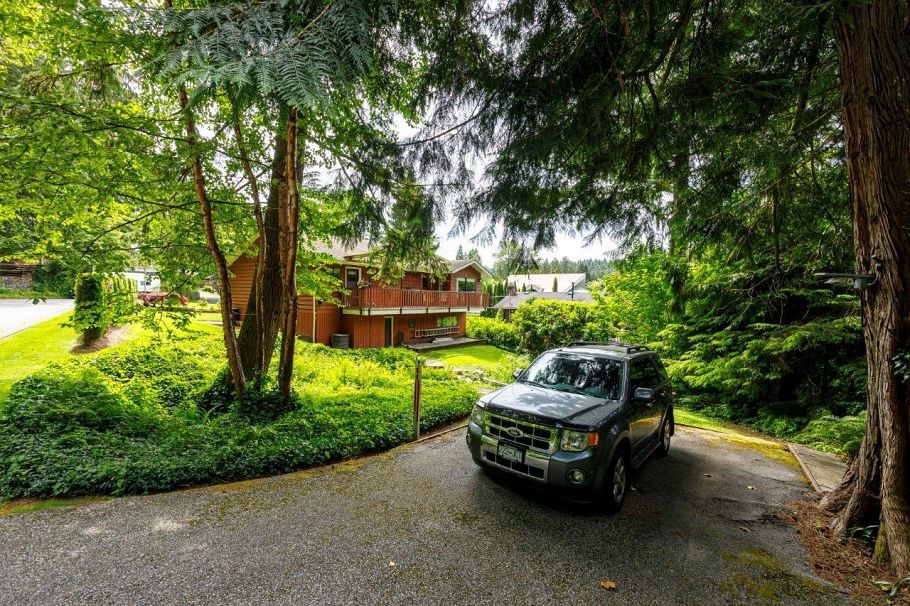 4588 Cliffmont Road North Vancouver, BC - 34