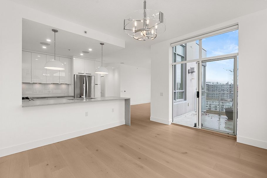 1404 120 W 16th Street North Vancouver, BC - 12