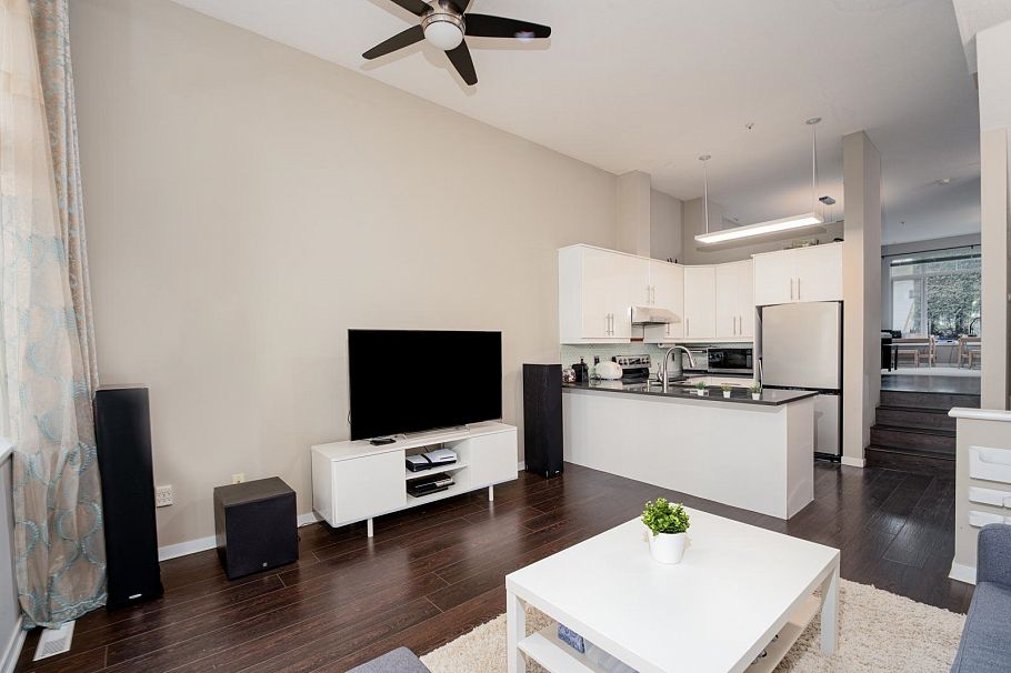 1 3586 Rainier Place Vancouver, BC - 2