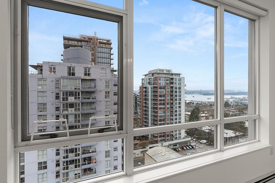 1404 120 W 16th Street North Vancouver, BC - 23