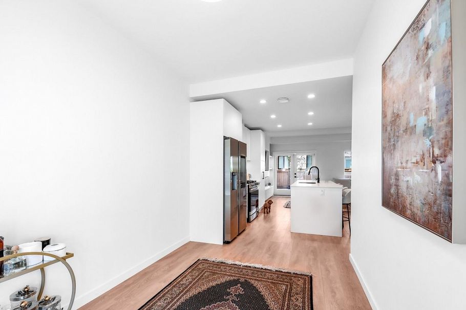 137 535 E 2nd Street North Vancouver, BC - 26