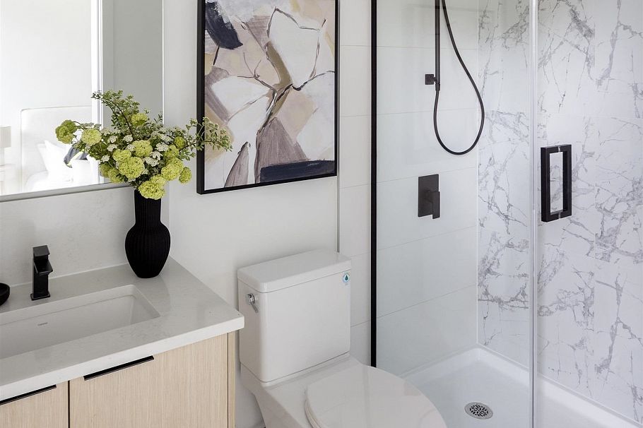 659 422 E 3rd Street North Vancouver, BC - 7