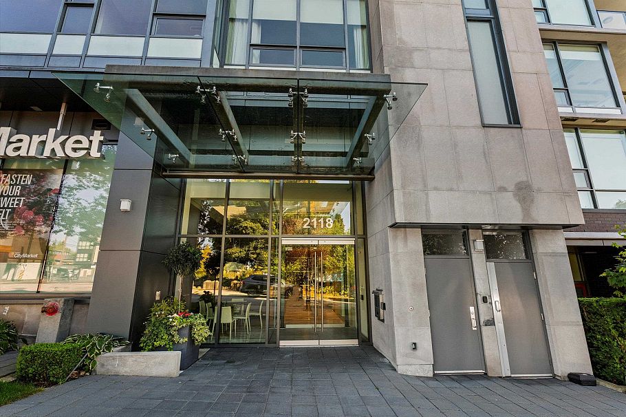 312 2118 W 15th Avenue Vancouver, BC - 4