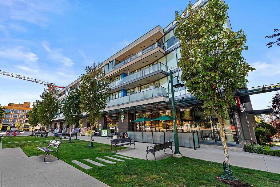 312 2118 W 15th Avenue Vancouver, BC - 1