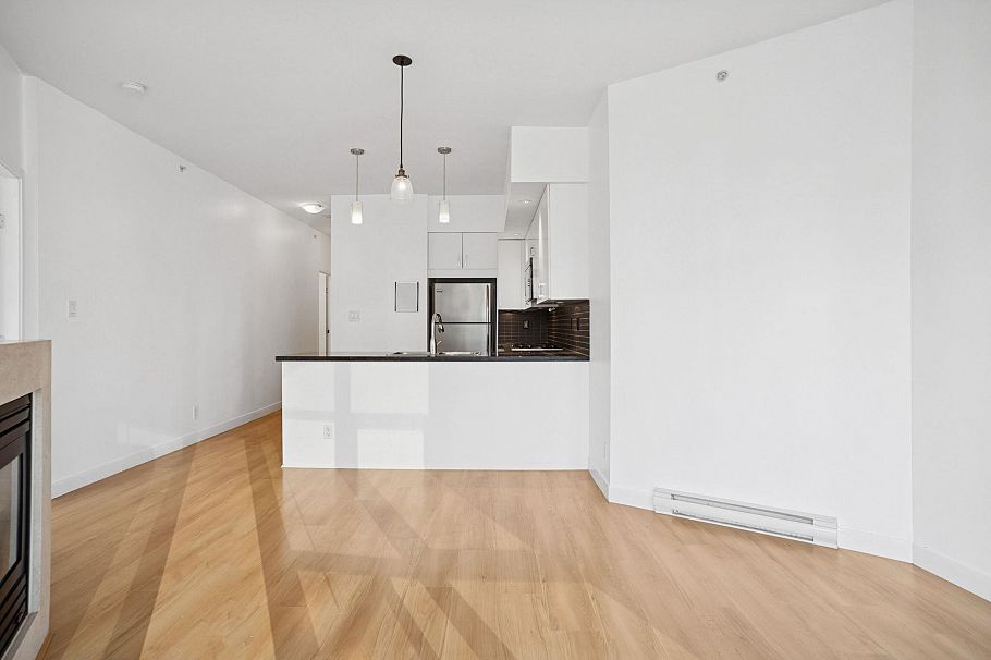 1203 1050 SMITHE STREET, Vancouver BC V6E 4T4 Vancouver, BC - 8