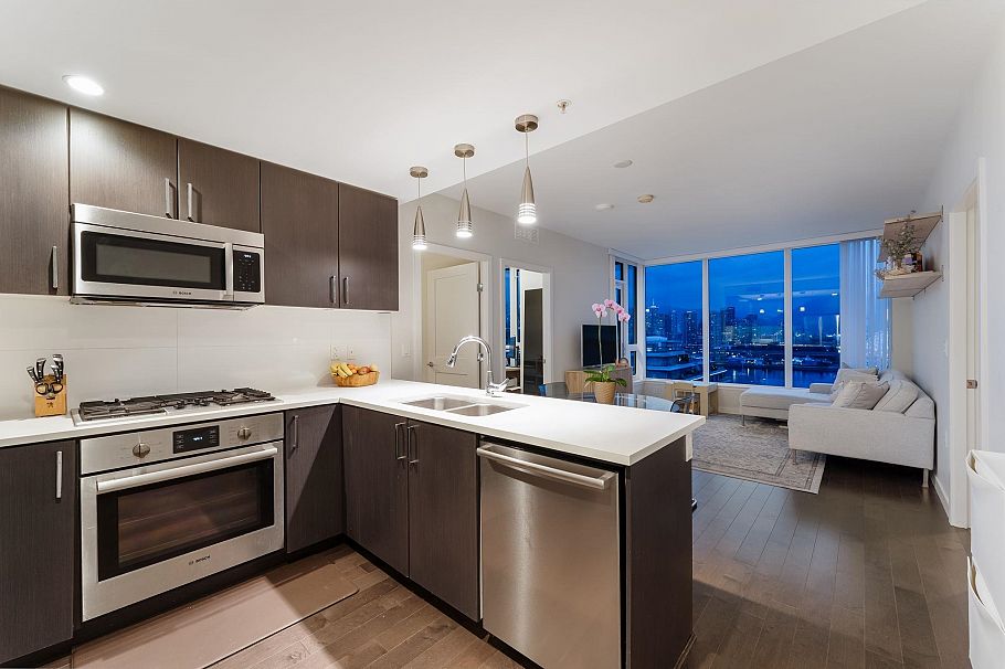 1506 1708 Ontario Street Vancouver, BC - 4