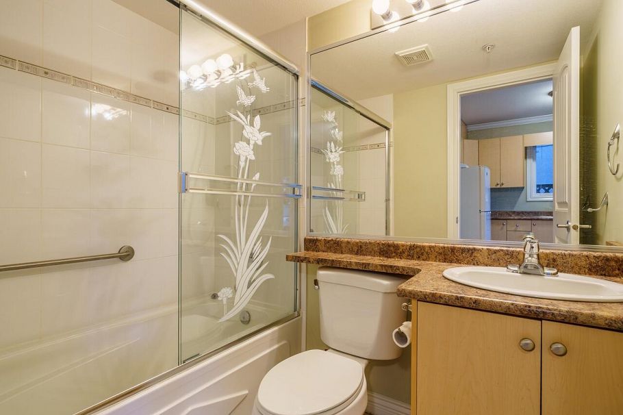 1150 East 41st Avenue Vancouver, BC - 29