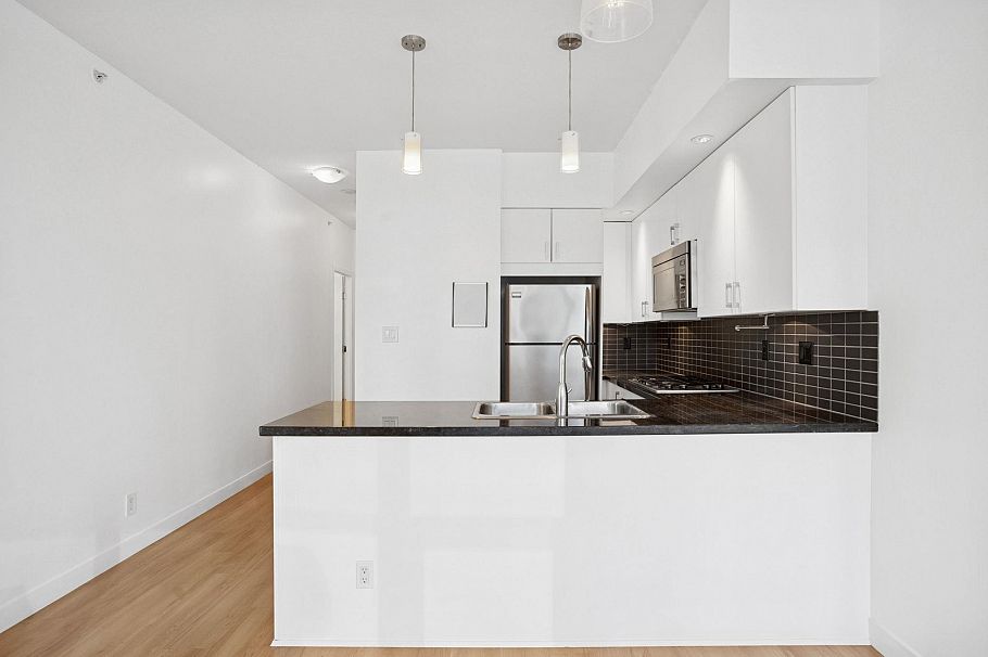 1203 1050 SMITHE STREET, Vancouver BC V6E 4T4 Vancouver, BC - 12