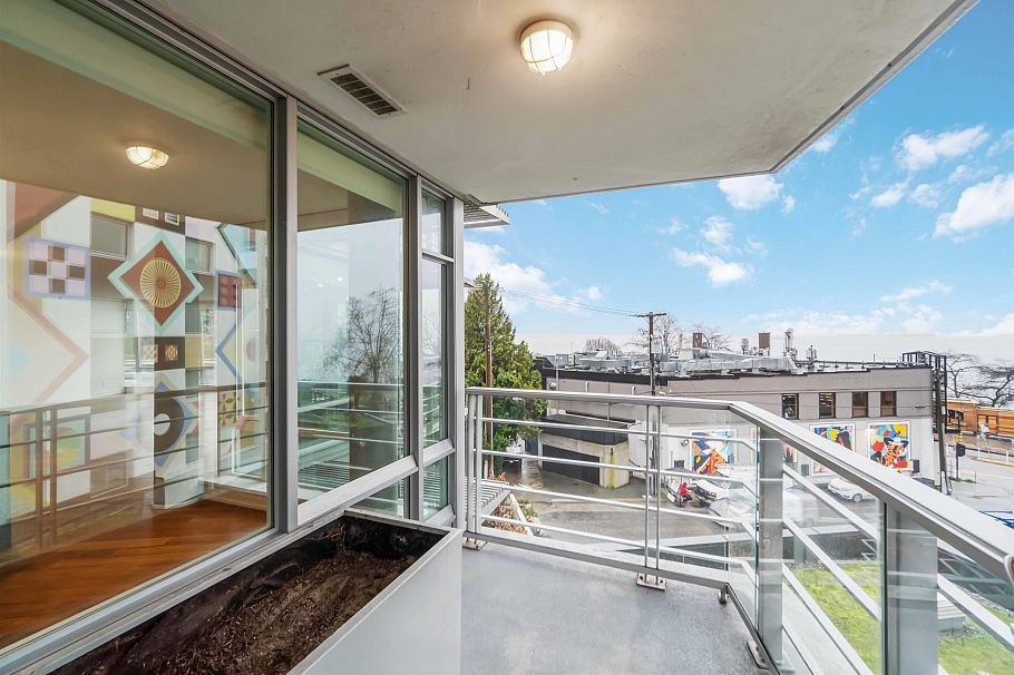 404 1762 Davie Street Vancouver, BC - 26