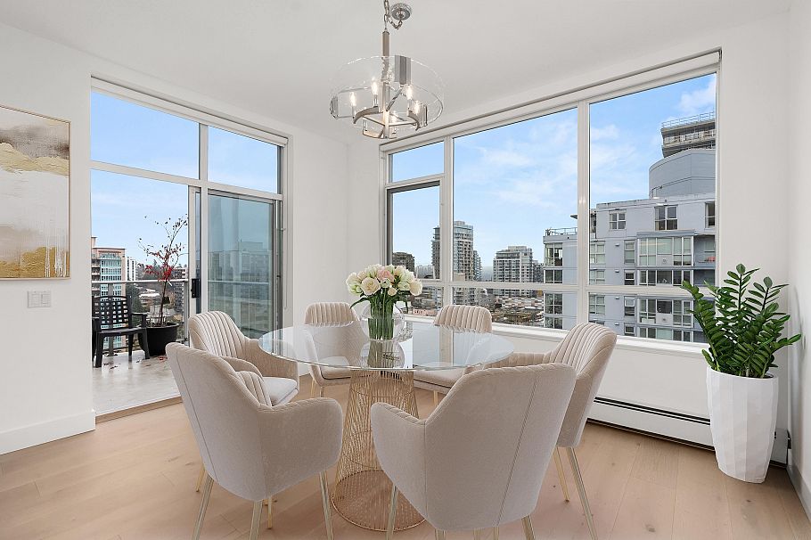 1404 120 W 16th Street North Vancouver, BC - 14