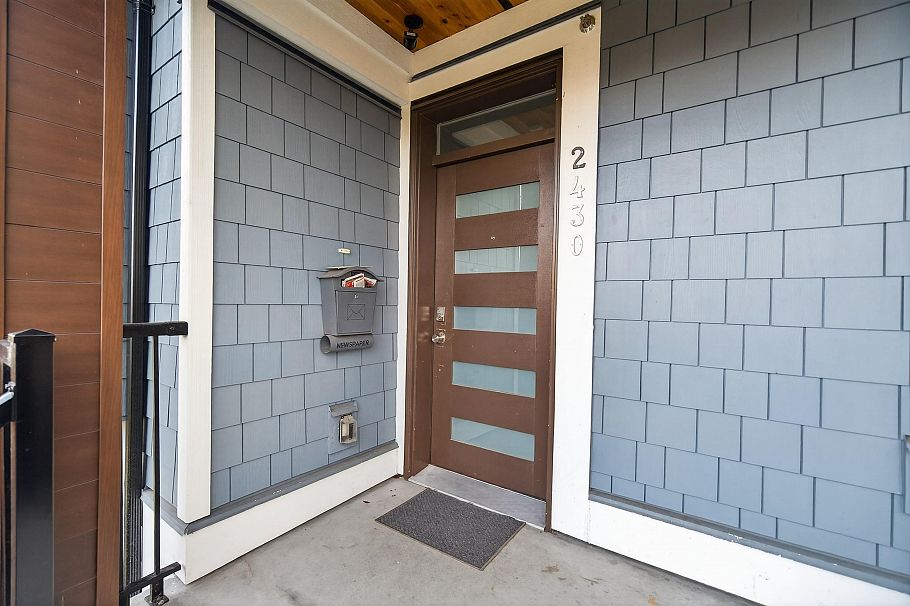 2430 E 41 Avenue Vancouver, BC - 28