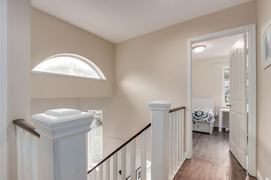 1806 Deep Cove Road North Vancouver, BC - 19