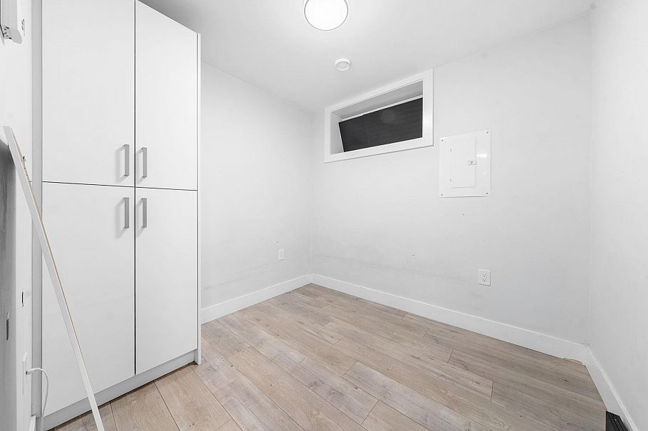 6751 Knight Street Vancouver, BC - 34