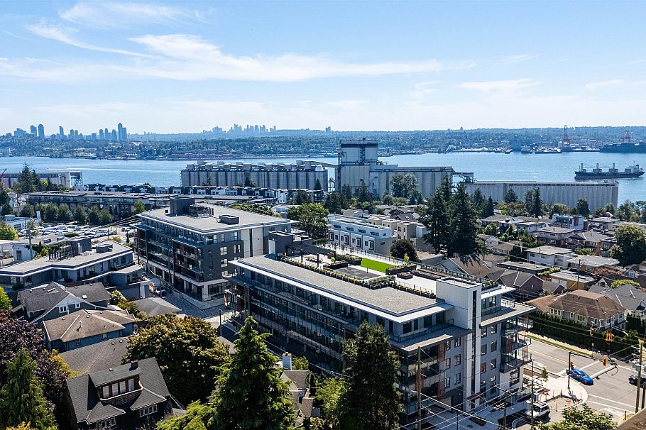 665 422 E 3rd Street North Vancouver, BC - 17