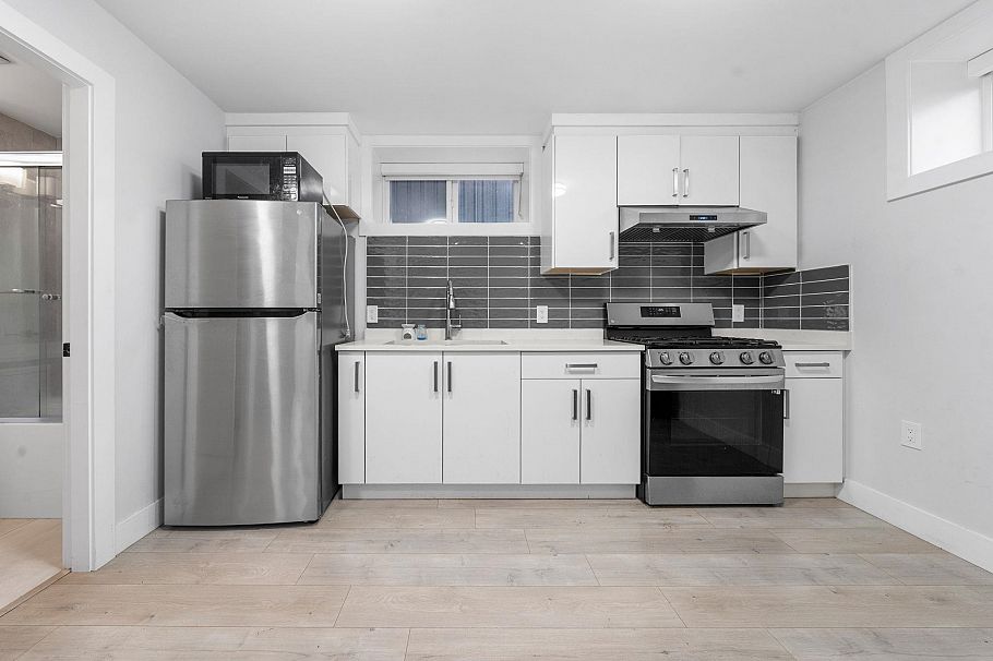 6751 Knight Street Vancouver, BC - 30