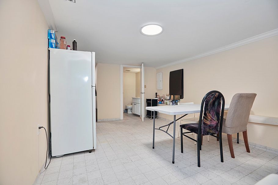 1440 E 1st Avenue Vancouver, BC - 17