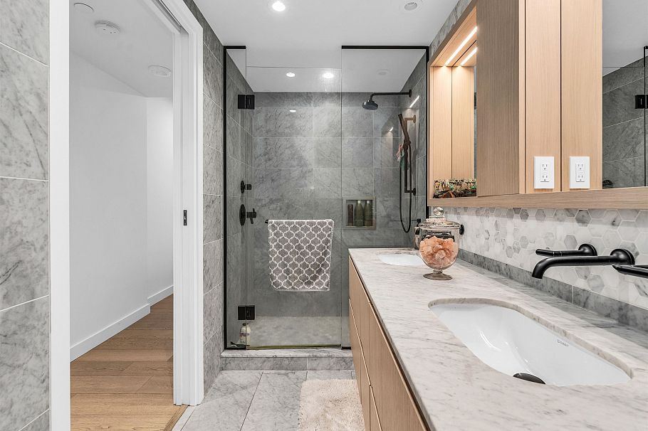 1401 1365 Davie Street Vancouver, BC - 4