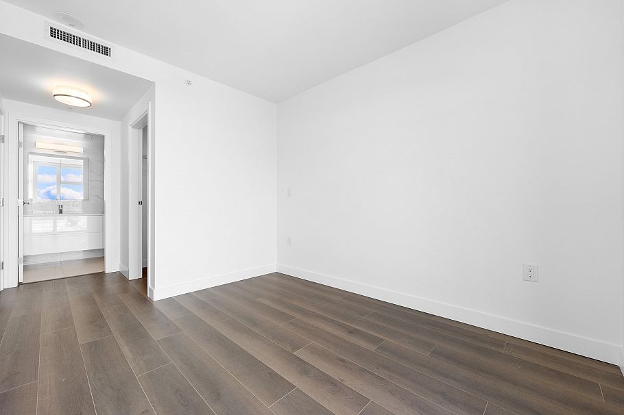 1602 8188 FRASER STREET, Vancouver BC V5X 0J8 Vancouver, BC - 10